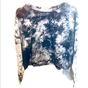 Z by Zella S grey BOHO tie dye cropped sweatshirt